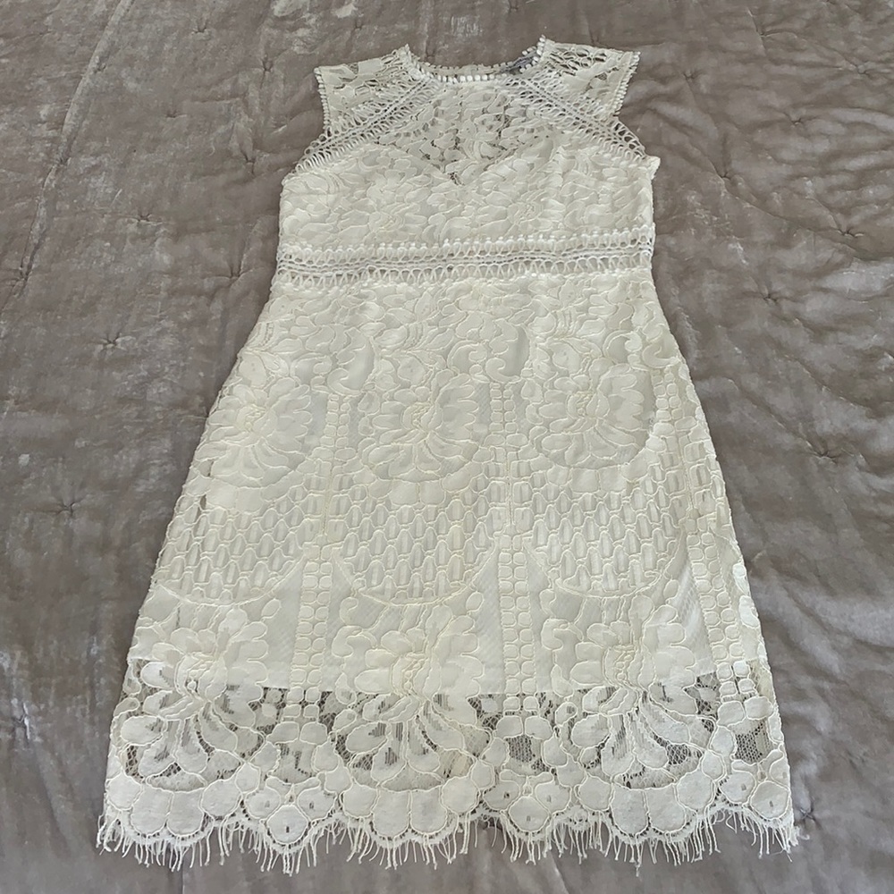 FASHION NOVA WHITE DRESS